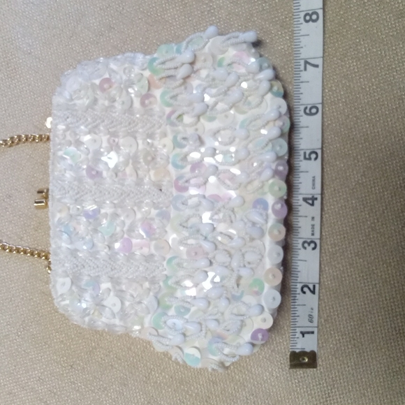 Vintage White Satin and Beaded Evening Bag - Picture 9 of 9